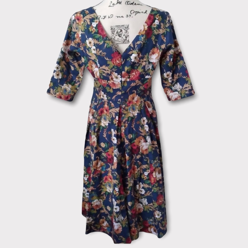 Vintage Handmade Floral Dress with a gorgeous V back.